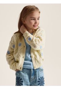 Reserved - Kardigan z kwiatową aplikacją - złamana biel. Materiał: dzianina, bawełna. Wzór: aplikacja, kwiaty #1