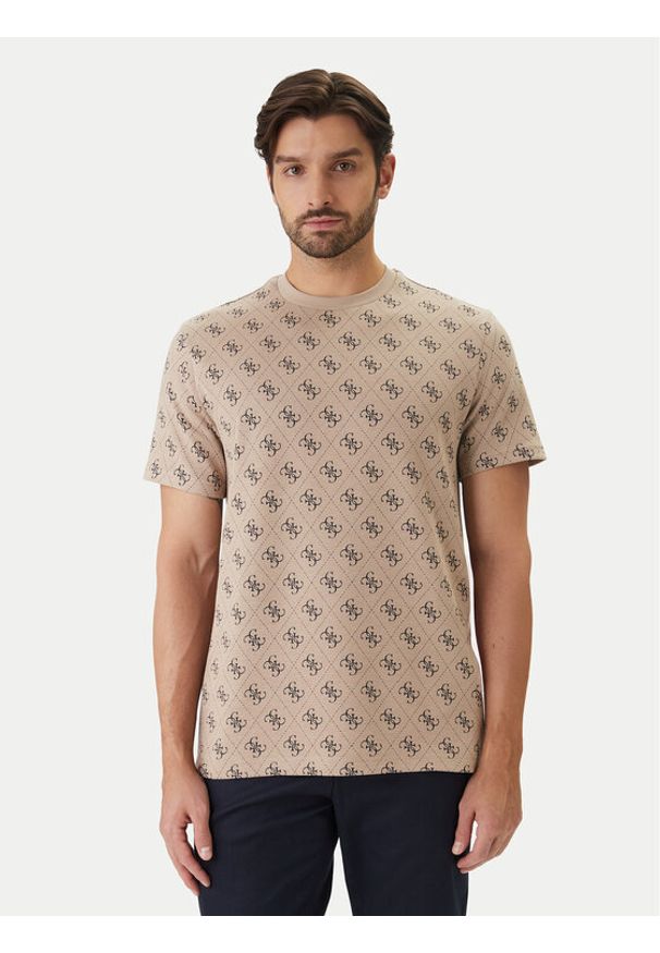 Guess T-Shirt M6GP34 K3200 Beżowy Relaxed Fit. Kolor: beżowy. Materiał: bawełna