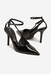 Renee - Czarne Sandały Lakierowane Vices na Szpilce Typu Slingback Dolenita. Okazja: na co dzień, na spacer. Nosek buta: szpiczasty. Zapięcie: sprzączka. Kolor: czarny. Materiał: lakier. Sezon: lato. Obcas: na szpilce. Styl: klasyczny, casual #4
