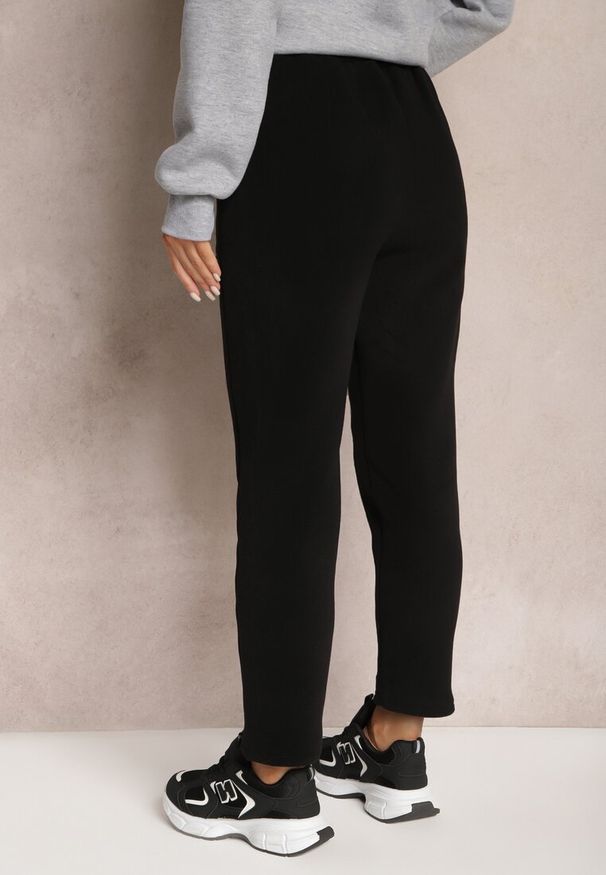 Renee - Czarne Ocieplane Spodnie z Gumką w Pasie Prokana. Kolor: czarny. Materiał: wełna, polar