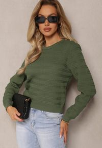 Renee - Zielony Klasyczny Sweter z Ozdobnymi Napami Vakatora. Kolor: zielony. Długość rękawa: długi rękaw. Długość: długie. Styl: klasyczny #3