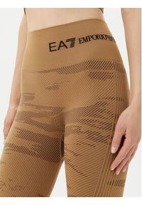 EA7 Emporio Armani Legginsy 7W000518 AF13714 U6054 Brązowy Slim Fit. Kolor: brązowy. Materiał: syntetyk #9