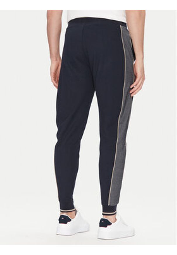 BOSS Spodnie dresowe 50540750 Granatowy Regular Fit. Kolor: niebieski. Materiał: bawełna, syntetyk