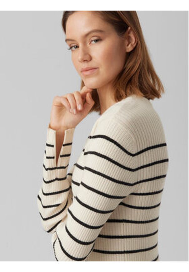 Vero Moda Sukienka dzianinowa Gold 10290663 Écru Slim Fit. Materiał: dzianina, wiskoza