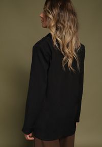 Born2be - Czarna Dwurzędowa Marynarka w Stylu Oversize Clazara. Okazja: na co dzień. Kolor: czarny. Materiał: jeans. Styl: casual #7