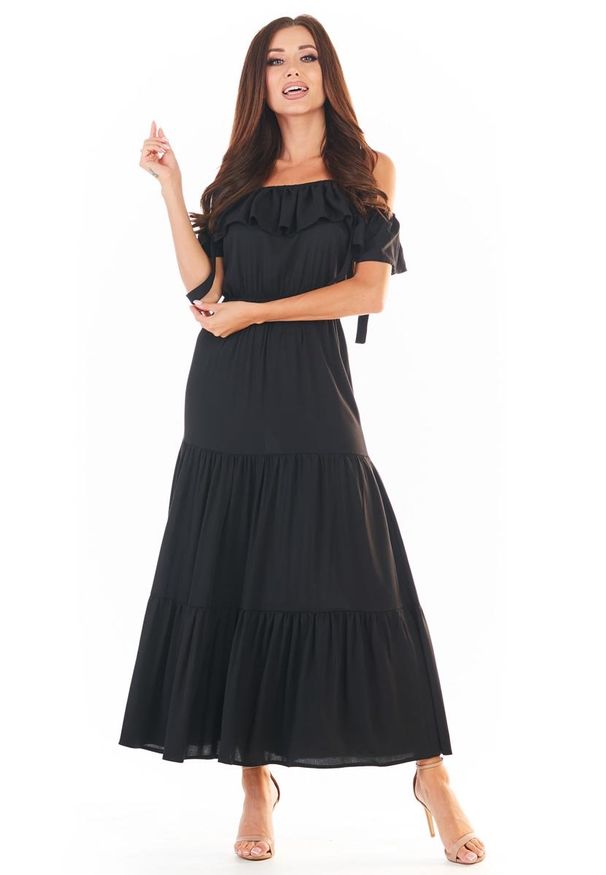 Awama - Czarna Długa Sukienka w Hiszpańskim Stylu. Kolor: czarny. Materiał: elastan, wiskoza. Długość: maxi