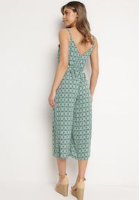 Born2be - Zielony Kombinezon Siffo. Kolor: zielony. Materiał: materiał. Długość rękawa: na ramiączkach. Wzór: aplikacja, kolorowy, jednolity. Sezon: lato #3