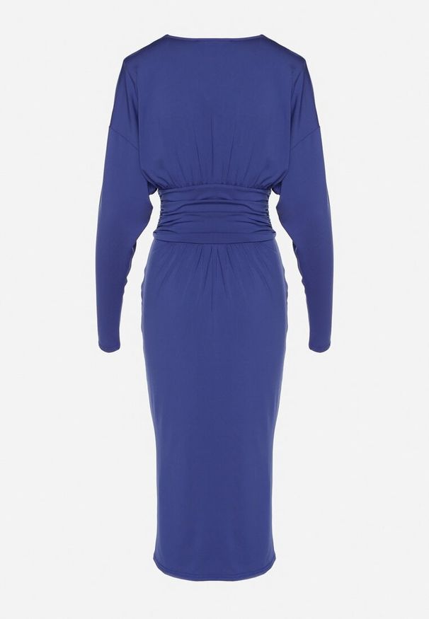 Born2be - Niebieska Sukienka Kopertowa z Wiskozą Zdobiona Marszczeniem Edivana. Kolor: niebieski. Materiał: wiskoza. Wzór: aplikacja. Typ sukienki: kopertowe. Styl: elegancki, klasyczny