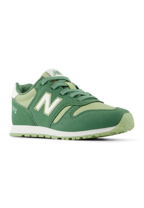 Buty dziecięce New Balance YC373VP2 – zielone. Okazja: na uczelnię. Kolor: zielony. Materiał: guma, materiał, syntetyk. Szerokość cholewki: normalna. Wzór: kolorowy. Model: New Balance 373