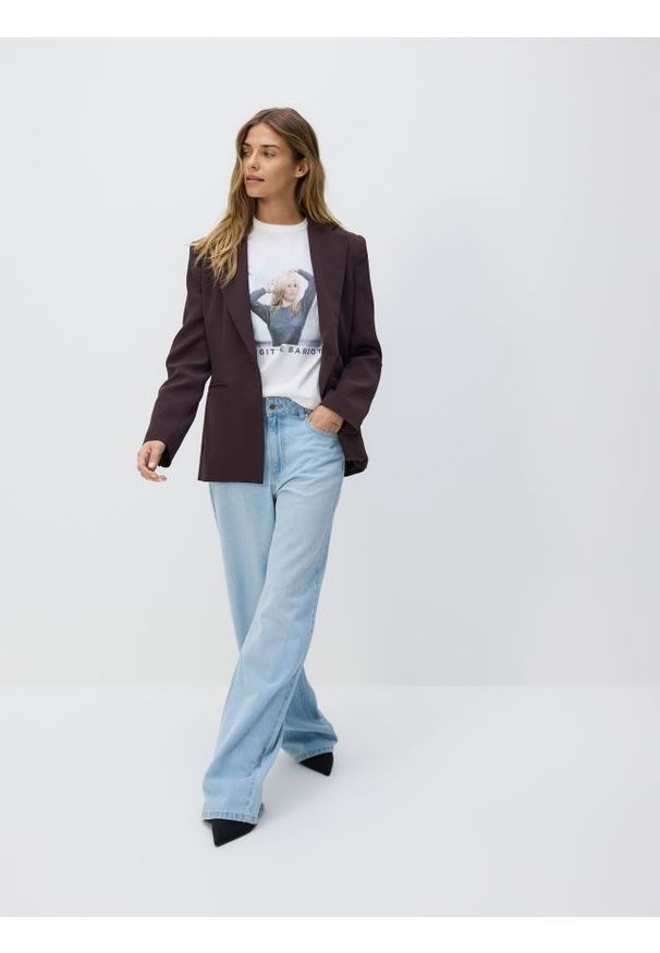 Reserved - T-shirt Brigitte Bardot - biały. Kolor: biały. Materiał: tkanina, bawełna