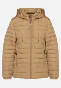 Born2be - Ciemnobeżowa Pikowana Kurtka z Kapturem i Sznurkami Miviana. Okazja: na spacer. Typ kołnierza: kaptur. Kolor: beżowy. Materiał: jeans. Długość rękawa: długi rękaw. Długość: długie #6