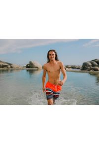 GUGGEN MOUNTAIN - Męskie kąpielówki z wzorem Wysoka jakość. Kolor: czarny, pomarańczowy, wielokolorowy. Materiał: poliester. Styl: sportowy