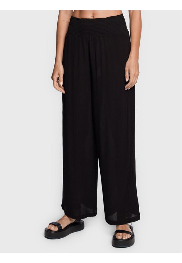 Lauren Ralph Lauren Spodnie materiałowe 20151090 Czarny Regular Fit. Kolor: czarny. Materiał: wiskoza, materiał