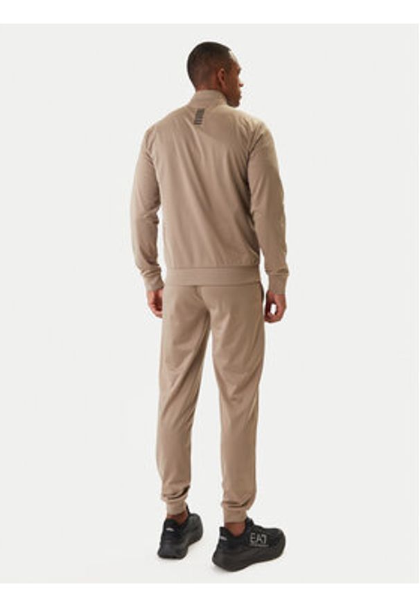 EA7 Emporio Armani Dres 8NPV65 PJHCZ Beżowy Regular Fit. Kolor: beżowy. Materiał: syntetyk