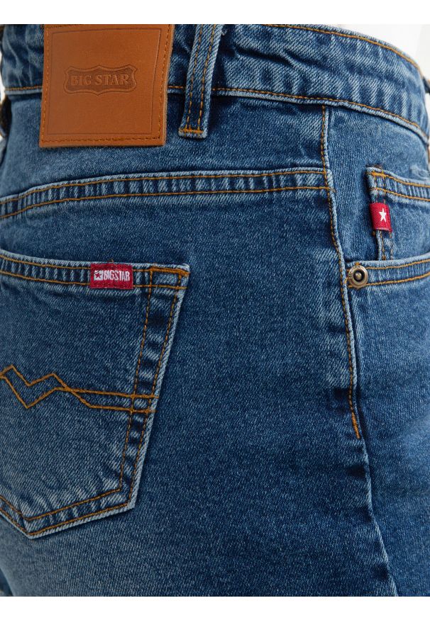 Big-Star - Szorty dziewczęce jeansowe z surowym wykoŅczeniem Shaina 516. Stan: podwyższony. Kolor: niebieski. Materiał: jeans. Długość: krótkie. Styl: elegancki, sportowy, klasyczny