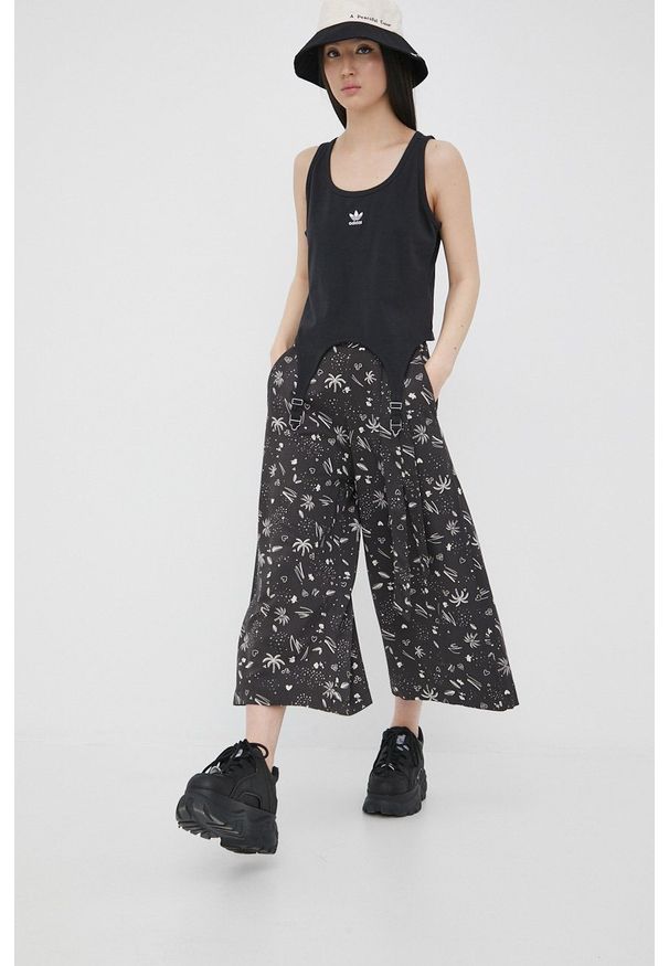 Femi Stories spodnie damskie kolor szary fason culottes high waist. Stan: podwyższony. Kolor: szary. Materiał: tkanina