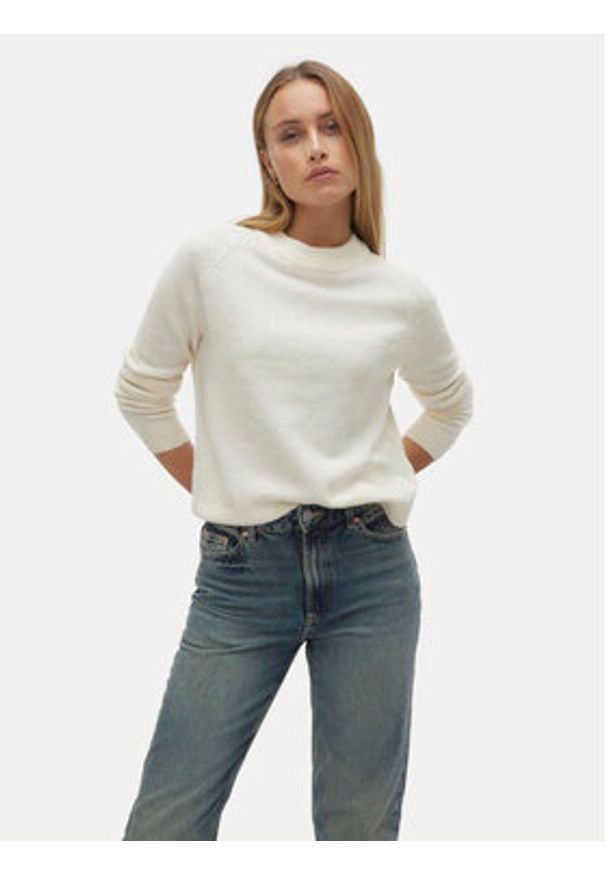 Vero Moda Sweter Filuca 10298674 Écru Regular Fit. Materiał: syntetyk