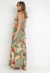Born2be - Zielona Sukienka Caeede. Kolor: zielony. Długość rękawa: na ramiączkach. Wzór: kolorowy, aplikacja. Sezon: lato. Typ sukienki: kopertowe. Styl: wizytowy. Długość: maxi #4