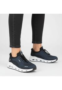 Sneakersy damskie Rieker, tekstylna cholewka z siateczkowymi panelami i sznurowaniem oraz wzmocnionym zapiętkiem, niebieskie, N5257-14. Okazja: na spacer, na co dzień. Kolor: niebieski. Materiał: materiał. Szerokość cholewki: normalna. Sport: turystyka piesza #1