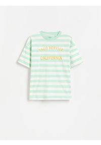Reserved - T-shirt w paski z haftem - złamana biel. Materiał: bawełna, dzianina. Wzór: haft, paski