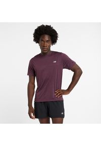 Koszulka męska New Balance MT41253PLN – fioletowa. Kolor: fioletowy. Materiał: poliester, materiał. Sport: fitness