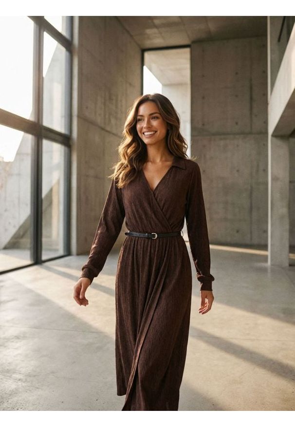 Sinsay - Sukienka szmizjerka maxi - brązowy. Kolor: brązowy. Typ sukienki: szmizjerki. Długość: maxi