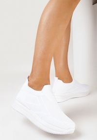 Born2be - Białe Buty Sportowe na Platformie Healia. Kolor: biały. Obcas: na platformie #3