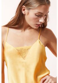 Etam - Top piżamowy EVENTAIL. Kolor: żółty. Materiał: satyna, materiał, tkanina, ze splotem, poliester, koronka. Wzór: gładki, ze splotem #4
