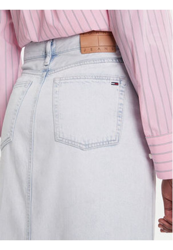Tommy Jeans Spódnica jeansowa Claire DW0DW21069 Niebieski Regular Fit. Kolor: niebieski. Materiał: bawełna