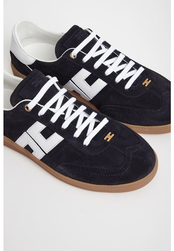Elisabetta Franchi - Sneakersy damskie skórzane ELISABETTA FRANCHI. Materiał: skóra
