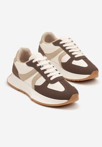 Renee - Brązowe Sneakersy z Geometrycznym Wzorem Velwettia. Okazja: na co dzień, na spacer. Zapięcie: sznurówki. Kolor: brązowy. Wzór: geometria. Sport: turystyka piesza