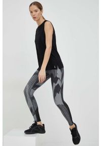 Reebok legginsy treningowe Lux Perform kolor szary wzorzyste. Kolor: szary. Materiał: skóra, dzianina, materiał. Wzór: ze splotem. Sport: fitness #5