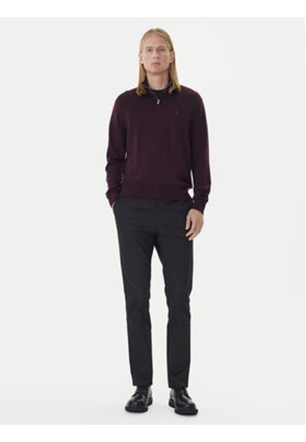 Calvin Klein Sweter LV04LD318G Bordowy Regular Fit. Kolor: czerwony. Materiał: wełna