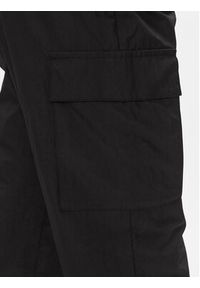 Liu Jo Sport Spodnie dresowe TA4198 T3767 Czarny Regular Fit. Kolor: czarny. Materiał: syntetyk