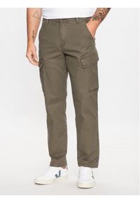 Levi's® Spodnie materiałowe 39441-0003 Zielony Taper Fit. Kolor: zielony. Materiał: bawełna #1