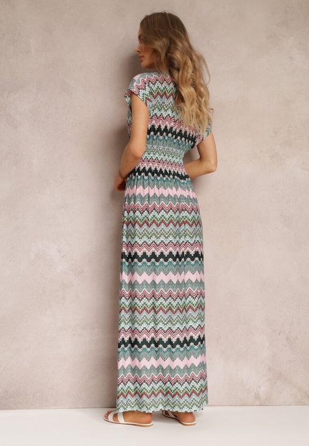 Renee - Zielona Wzorzysta Sukienka Maxi z Gumką w Talii i Rozkloszowanym Dołem Noareya. Okazja: na co dzień. Kolor: zielony. Typ sukienki: kopertowe, proste. Styl: casual. Długość: maxi
