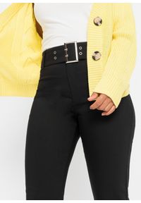 bonprix - Spodnie ze stretchem, z paskiem. Kolor: czarny. Styl: elegancki #2