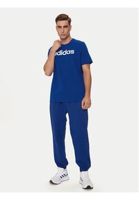 Adidas - adidas T-Shirt Essentials Single Jersey Linear Embroidered Logo T-Shirt IC9279 Niebieski Regular Fit. Kolor: niebieski. Materiał: bawełna