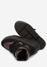 Born2be - Czarno-Brązowe Botki Vices w Stylu Sneakersów na Platformie Afirriva. Okazja: na co dzień. Zapięcie: rzepy. Kolor: czarny. Materiał: jeans. Wzór: aplikacja. Obcas: na platformie. Styl: retro, casual, klasyczny. Wysokość obcasa: średni #6
