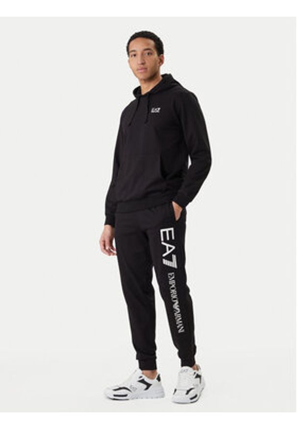 EA7 Emporio Armani Spodnie dresowe 7M000571 AF13512 MC001 Czarny Regular Fit. Kolor: czarny. Materiał: bawełna