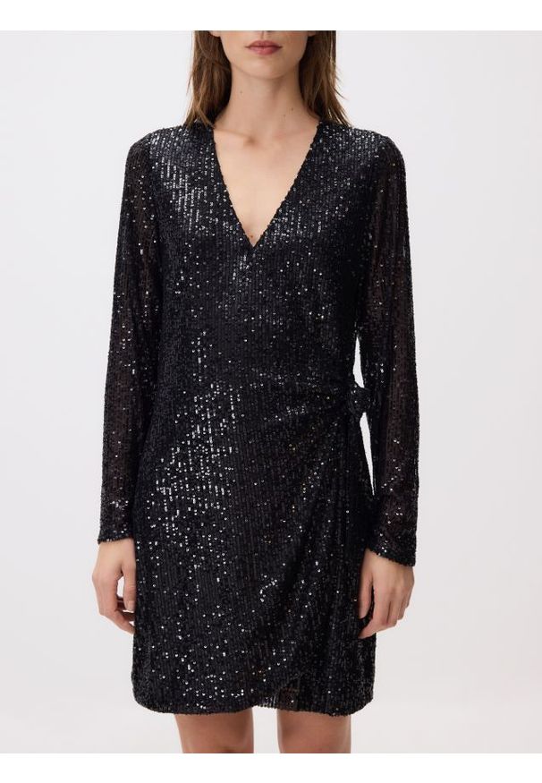 Reserved - Cekinowa sukienka mini - czarny. Kolor: czarny. Materiał: tkanina. Typ sukienki: proste. Długość: mini