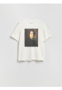 Reserved - T-shirt z nadrukiem - złamana biel. Materiał: bawełna, dzianina. Wzór: nadruk