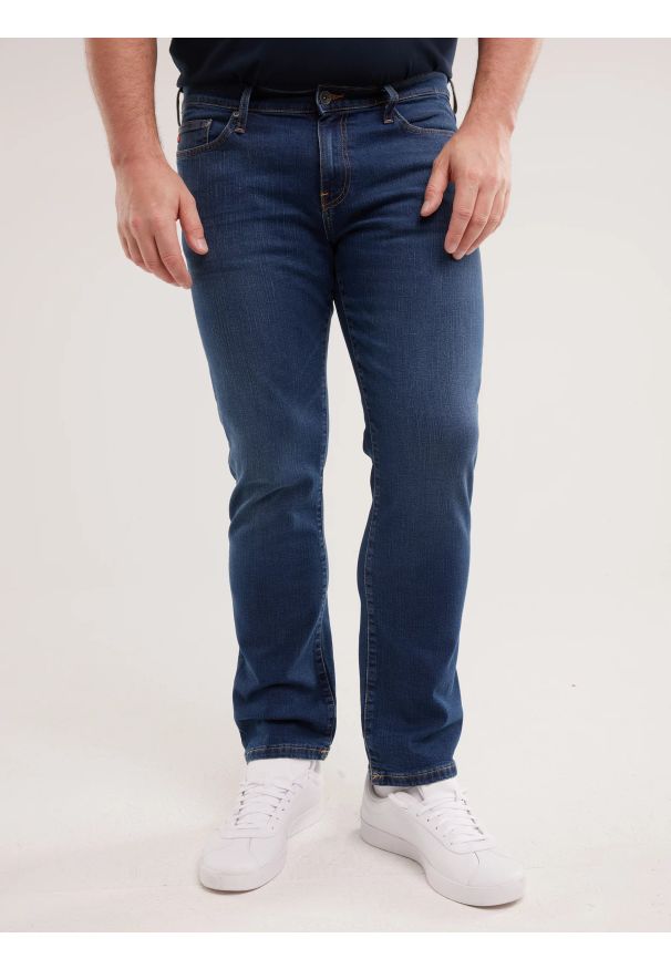 Big-Star - Jeansy męskie dopasowane granatowe Tobias 401. Okazja: na co dzień. Kolor: niebieski. Styl: klasyczny, casual