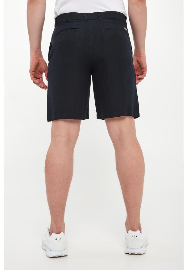 Armani Exchange - Bermudy męskie z lnem ARMANI EXCHANGE. Materiał: len