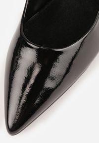 Born2be - Czarne Lakierowane Szpilki Vices ze Skórzaną Wkładką i Metaliczną Wstawką Fallenisse. Okazja: na spotkanie biznesowe, do pracy. Kolor: czarny. Materiał: skóra, lakier. Obcas: na szpilce. Styl: biznesowy, elegancki, wizytowy #3