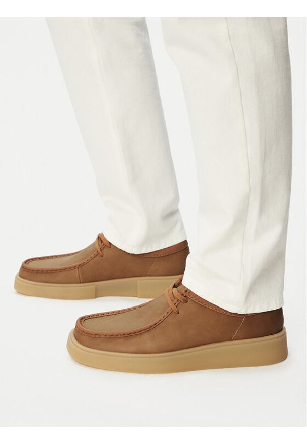 Clarks Półbuty Torview 26187196 Brązowy. Kolor: brązowy. Materiał: skóra