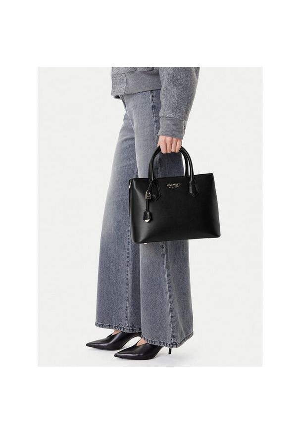 Torebka Nine West. Kolor: czarny