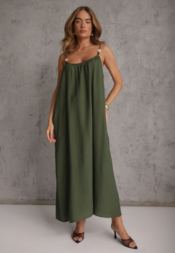 Renee - Zielona Wiskozowa Sukienka Boho o Pudełkowym Kroju na Ramiączkach z Koralikami Aleino. Okazja: na co dzień. Kolekcja: plus size. Kolor: zielony. Materiał: wiskoza. Długość rękawa: na ramiączkach. Typ sukienki: dla puszystych. Styl: boho