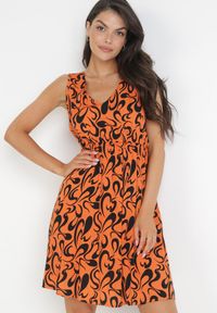 Born2be - Pomarańczowa Rozkloszowana Sukienka z Gumką w Pasie Yesanit. Kolor: pomarańczowy #1
