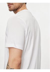Adidas - adidas T-Shirt All SZN Graphic T-Shirt IC9821 Biały Loose Fit. Kolor: biały. Materiał: bawełna #4